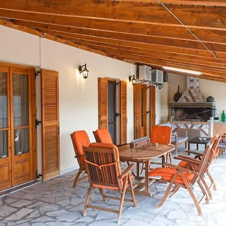 Forest Cosy House - Lagkadia Amazing View Exterior photo
